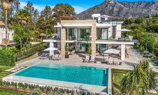 Modernist luxury villa for sale in an exclusive, gated residential area on Marbella's Golden Mile 67633