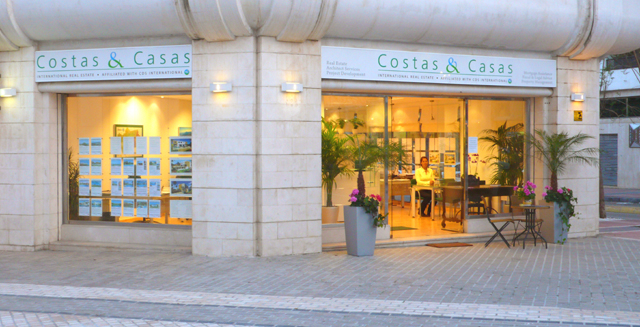 Costas & Casas kantoor / office Puerto Banus - Marbella