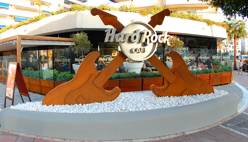 hard rock cafe Puerto Banus Marbella