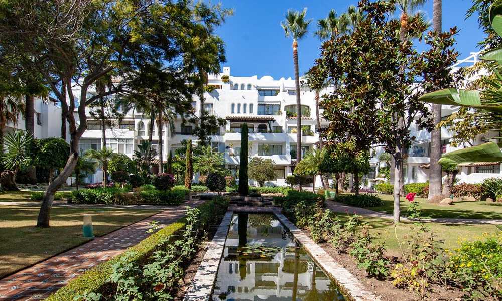 For Sale in Puerto Banús, Marbella: Beachside Apartment Nearby Marina 29833
