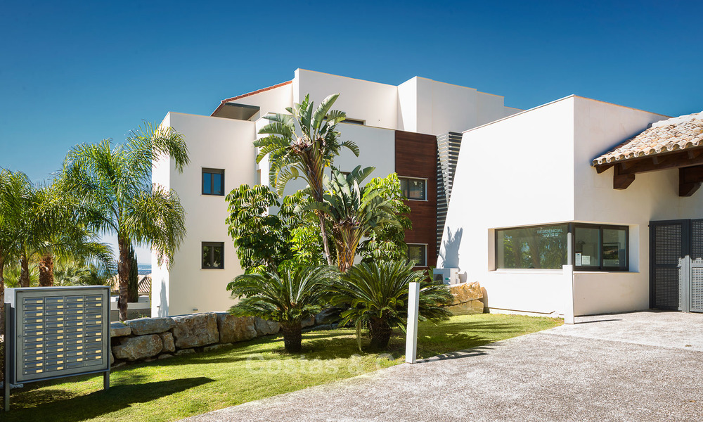 Modern Apartments for sale at 5-Star Golf Resort, New Golden Mile, Marbella - Benahavís 17877