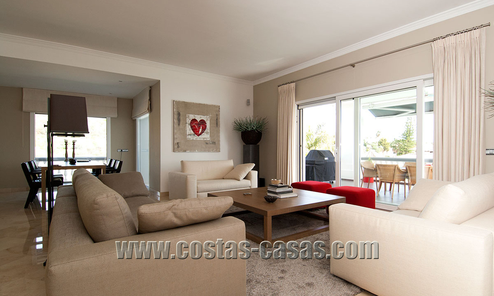 Spacious, Fully Renovated, Modern Villa For Sale in Nueva Andalucía, Marbella 30120