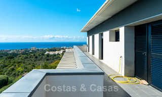 Move in ready! Modern villa for sale with stunning open sea views just east of Marbella centre 32725 