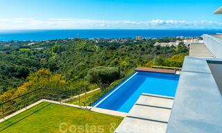Move in ready! Modern villa for sale with stunning open sea views just east of Marbella centre 32726 