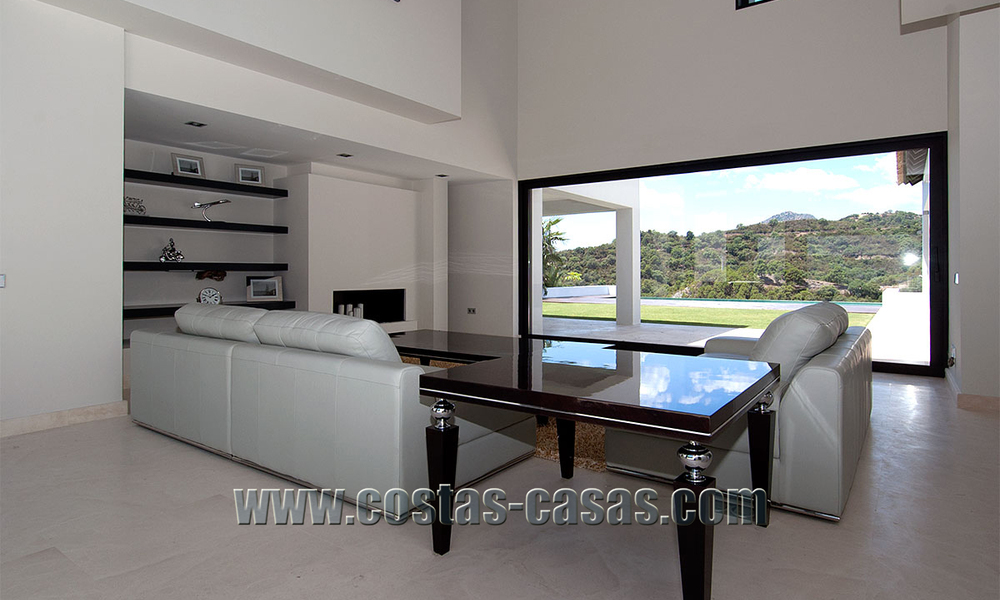For Sale: Front Line Golf Modern Luxury Villa in Benahavís - Marbella 29704