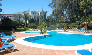 Beachside apartment for sale, 2nd line beach, Puerto Banus - Marbella 6
