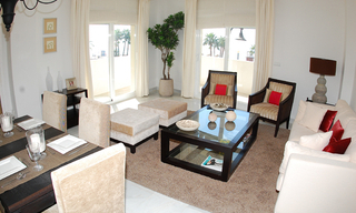 New frontline beach penthouse for sale, on the boulevard in the centre of Estepona 5