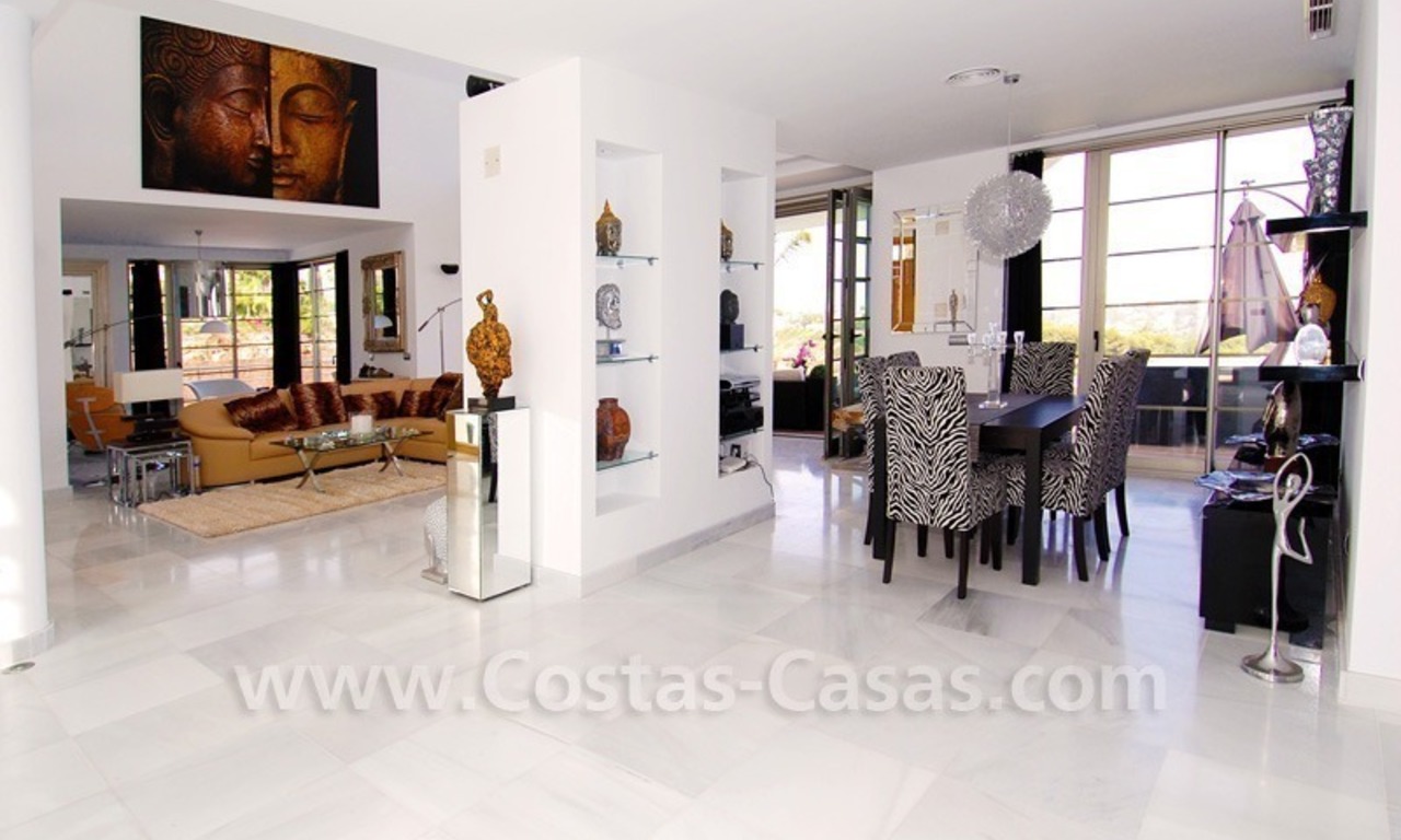 Distressed sale - Modern style villa for sale in a gated golf resort between Marbella, Benahavis and Estepona 17