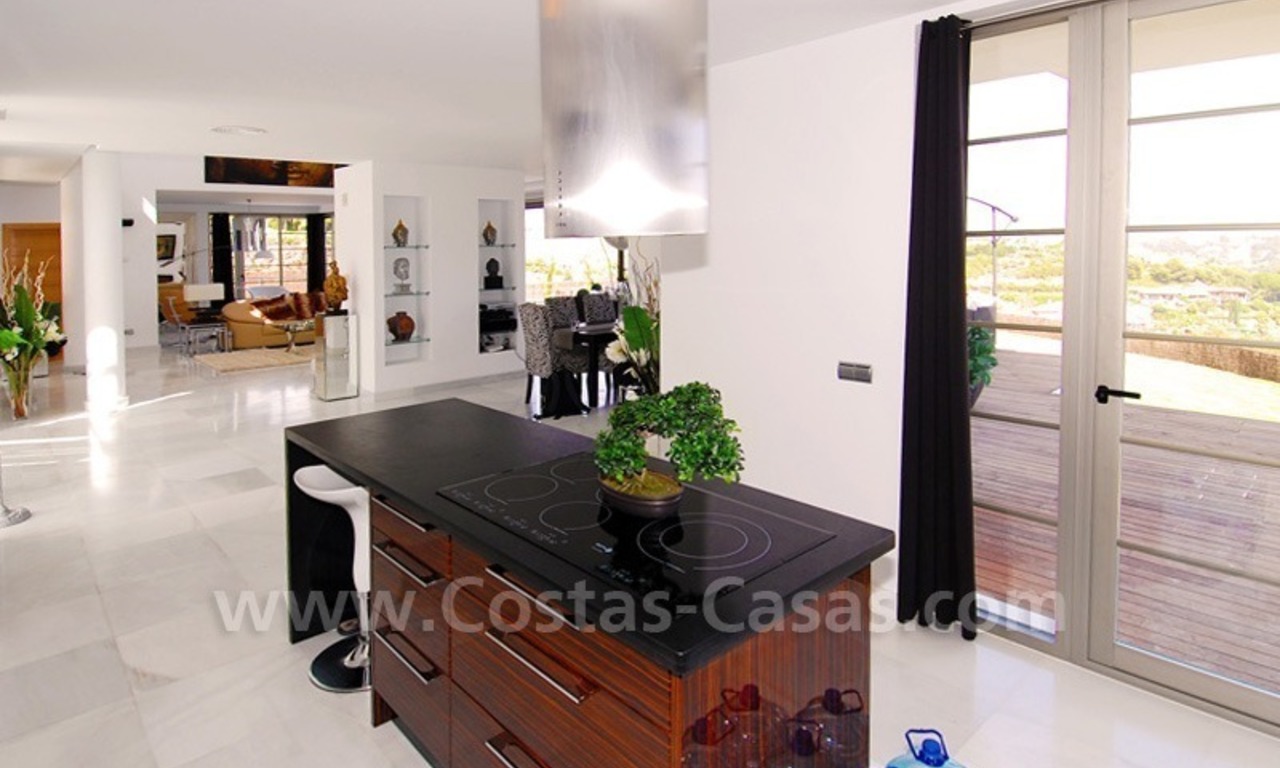 Distressed sale - Modern style villa for sale in a gated golf resort between Marbella, Benahavis and Estepona 20