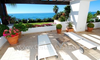 Exclusive frontline beach villa for sale, Marbella - Estepona 23