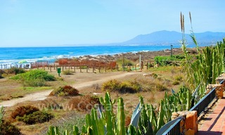 Beachfront exclusive villa for sale, frontline beach, Los Monteros - Bahia de Marbella - Marbella 3