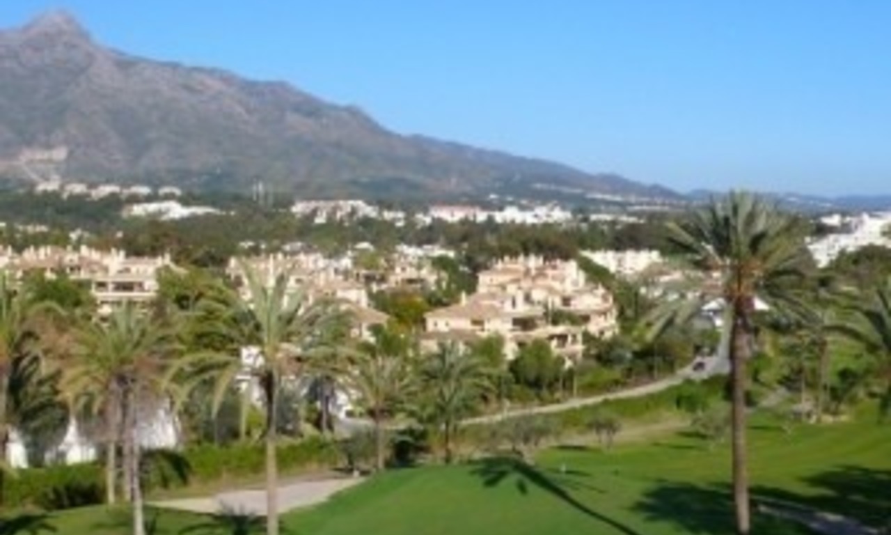 Frontline golf, contemporary villa for sale at Nueva Andalucia - Marbella 5