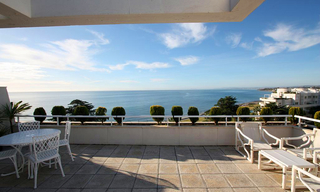 Estepona New Golden Mile for sale: beachfront penthouse 1