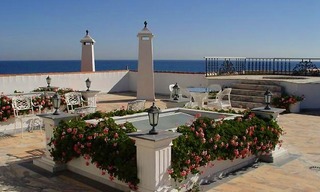 Prestige beachfront villa for sale, Puerto Banus - Marbella 3