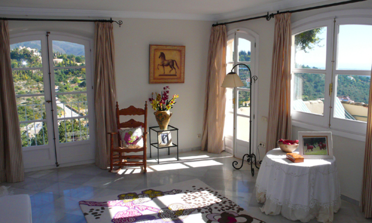 Villa with sea views for sale in El Madronal in Benahavis - Marbella 23