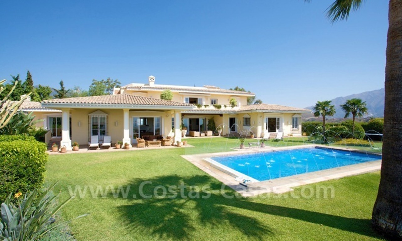 Exclusive villa for sale with a panoramic views, prestigious gated community, Marbella – Benahavis 4