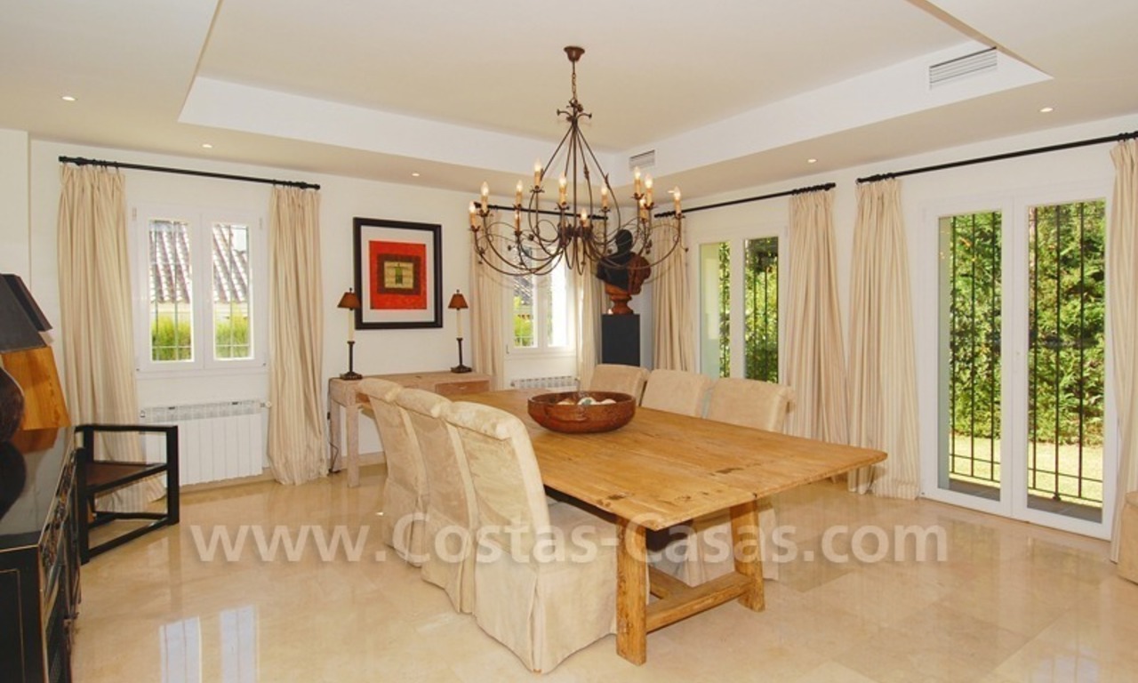 Luxury beachside villa for sale in Marbella 15