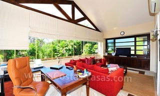 Exclusive villa for sale, beachside Golden Mile in Marbella 28