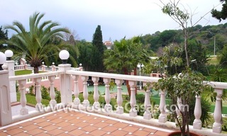 Huge beachside villa with guesthouses for sale close to the beach in Eastern Marbella 8