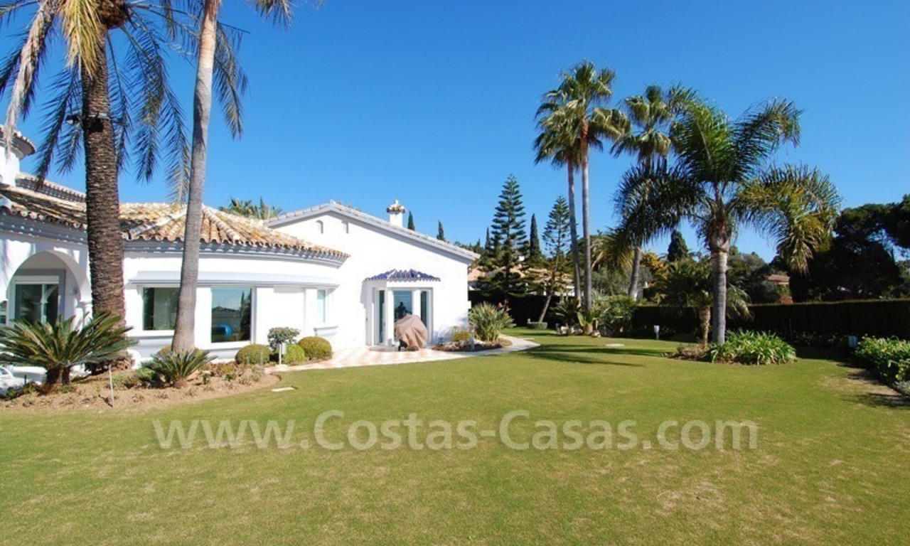 Breathtaking immaculate contemporary style villa for sale in Marbella on a large plot with sea view 1
