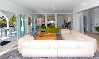 Breathtaking immaculate contemporary style villa for sale in Marbella on a large plot with sea view 11