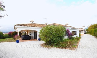 Classical Spanish style villa to buy in the area of Marbella – Estepona. 6