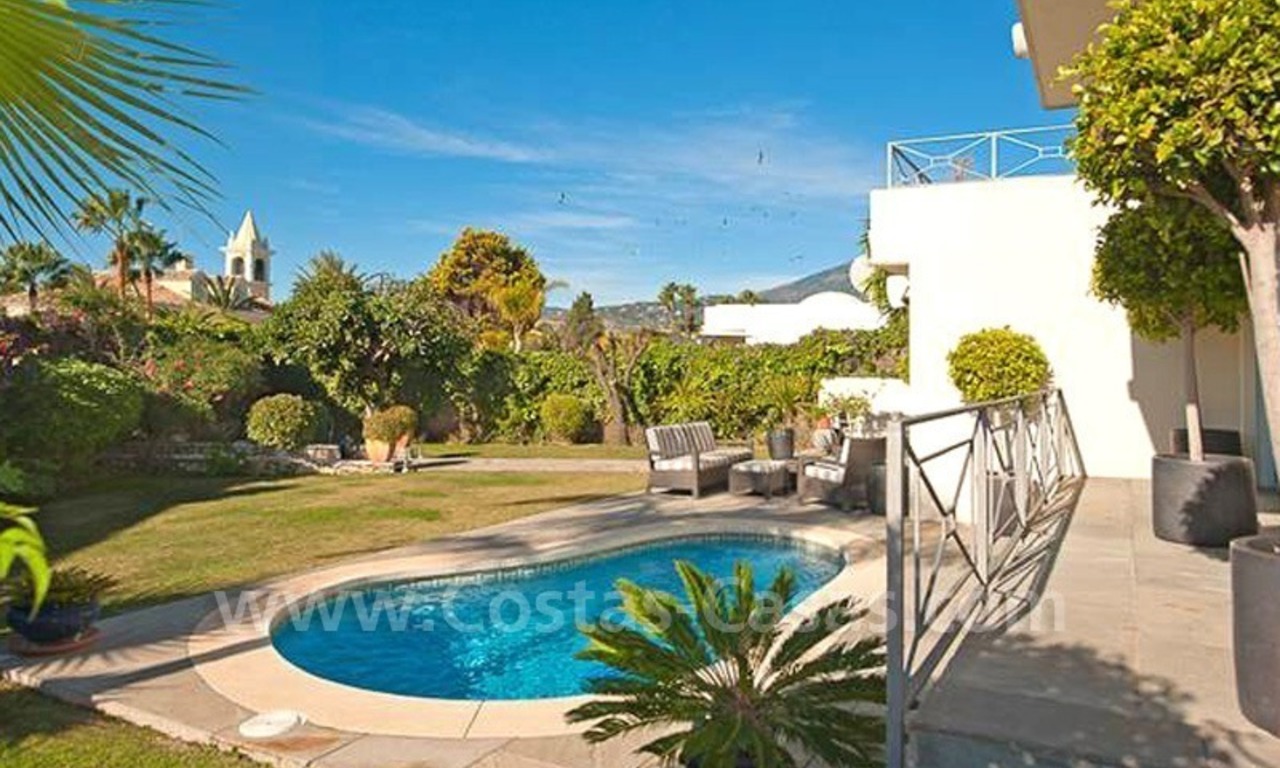 Contemporary villa for sale in Nueva Andalucia – Marbella 2