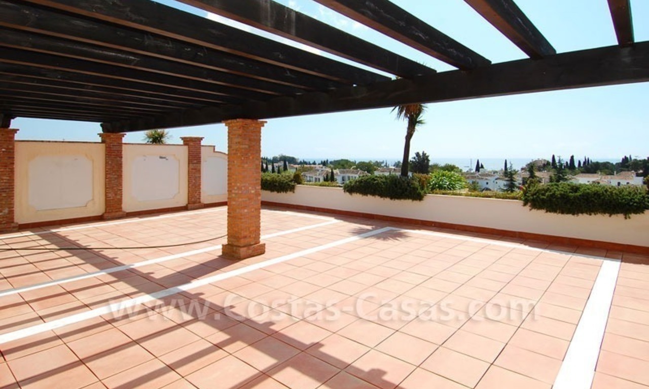 Exclusive penthouse apartment for sale on the Golden Mile in Marbella 7