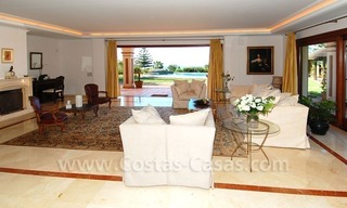 Bargain luxury villa for sale in Sierra Blanca, Marbella 18