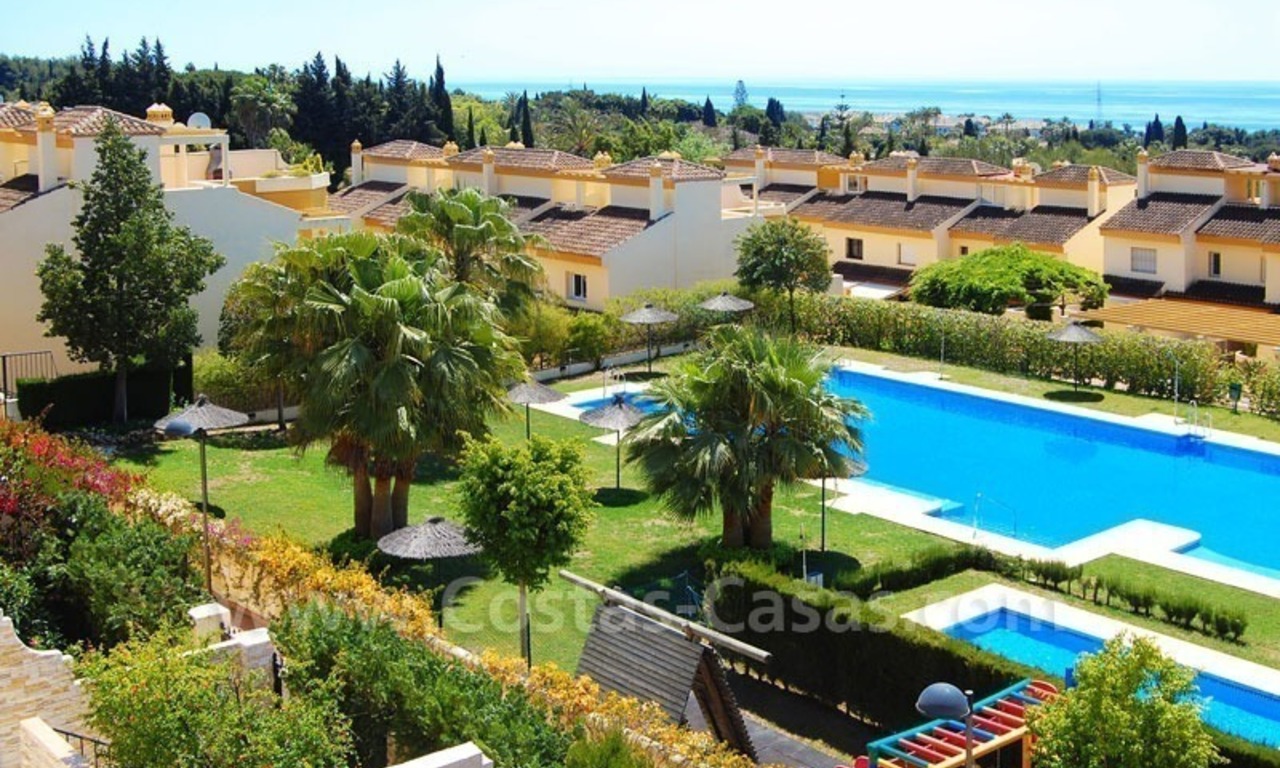 Bargain townhouses for sale on the Golden Mile in Marbella 1