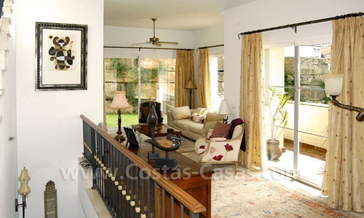 Bargain modern Andalusian style villa to buy in Marbella 15