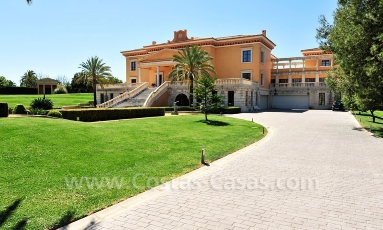 Unique Palladian style mansion for sale in Marbella 1