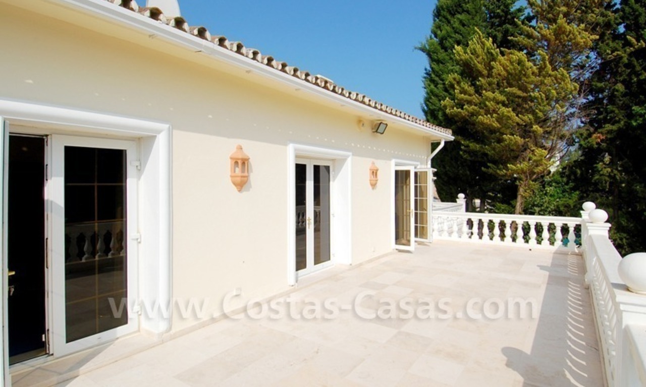 Frontline golf luxury villa for sale in Nueva Andalucia - Marbella 21
