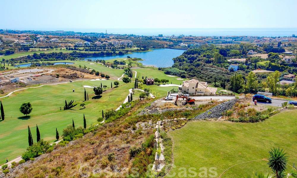 Golf apartments for sale in 5* golf resort in Marbella - Benahavis 24007