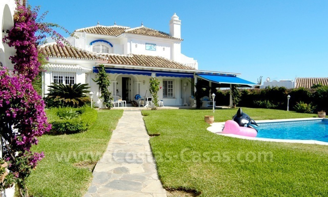 Spanish style beachside villa for sale in Eastern Marbella 1