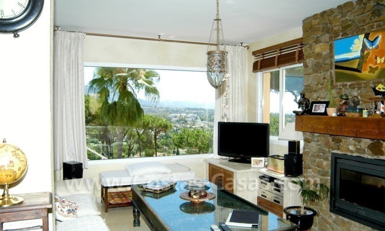 Bargain golf town-house to buy in an up-market area of Nueva Andalucía, Marbella 10