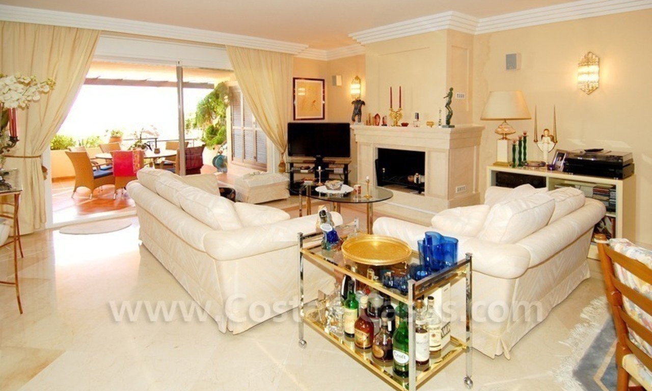 Large luxury apartment for sale in Nueva Andalucia – Marbella 19