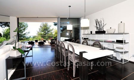 /db/huizen/1315065115dinning_01_108941_3.jpg.thumb.jpg