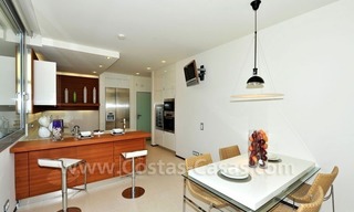 Contemporary style luxury houses for sale on the Golden Mile in Marbella 13