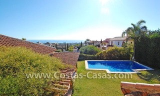 Andalusian style detached villa to buy in a golf resort, New Golden Mile - Marbella - Benahavis - Estepona 2