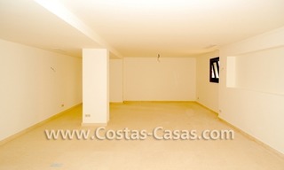 Cozy luxury villa to buy in a gated resort, Benahavis – Estepona - Marbella 18