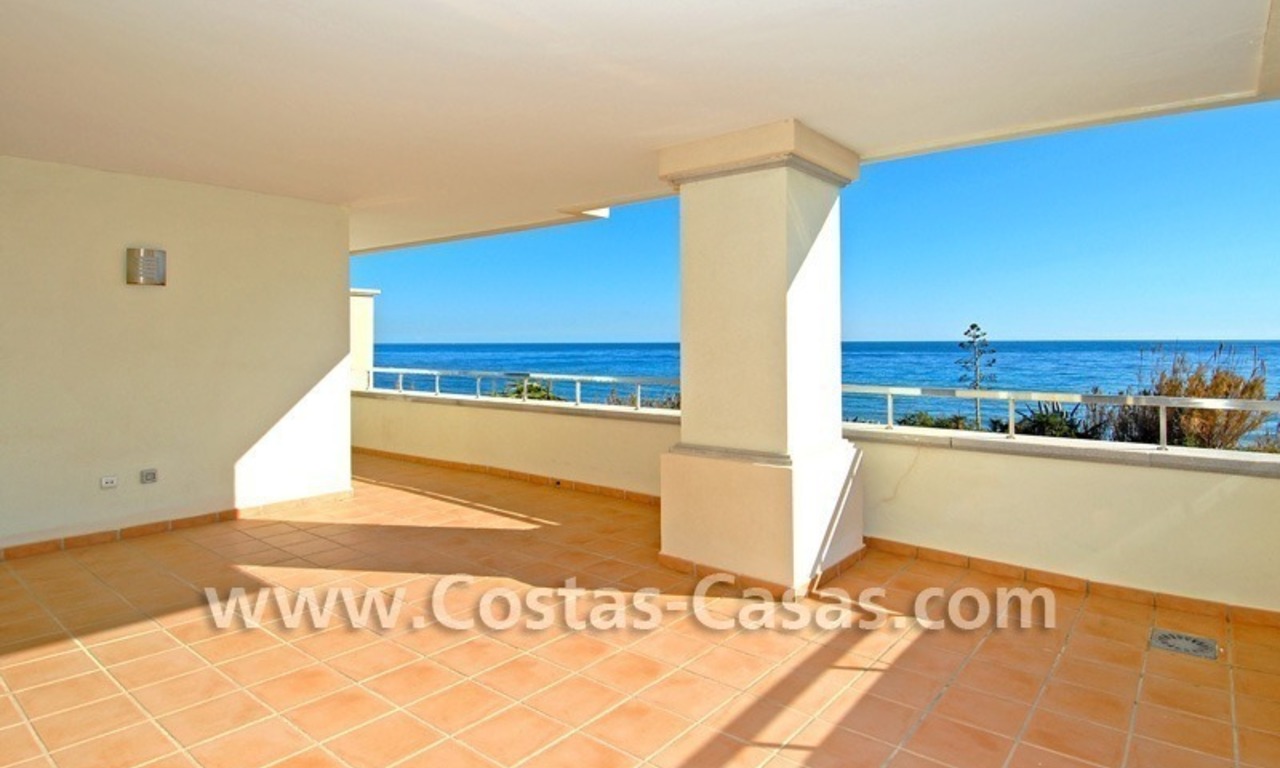 Luxury front line beach apartment for sale in an exclusive beachfront complex, New Golden Mile, Marbella - Estepona 0