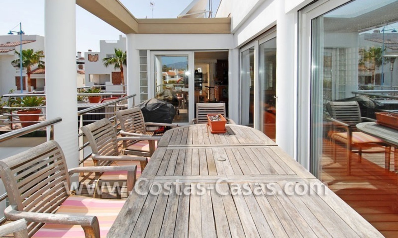 Bargain modern styled villa nearby the beach for sale in Marbella 4