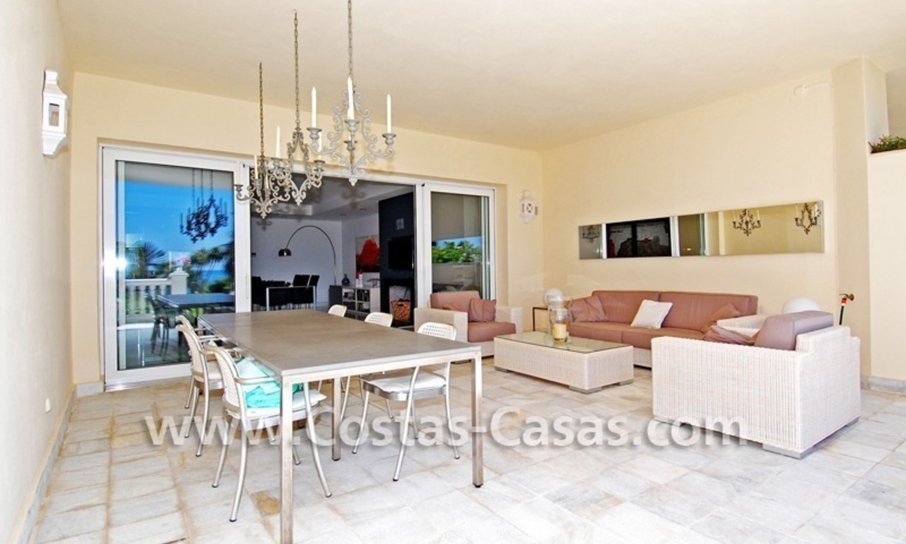 Exclusive beachfront apartment for sale, New Golden Mile, Marbella - Estepona 7