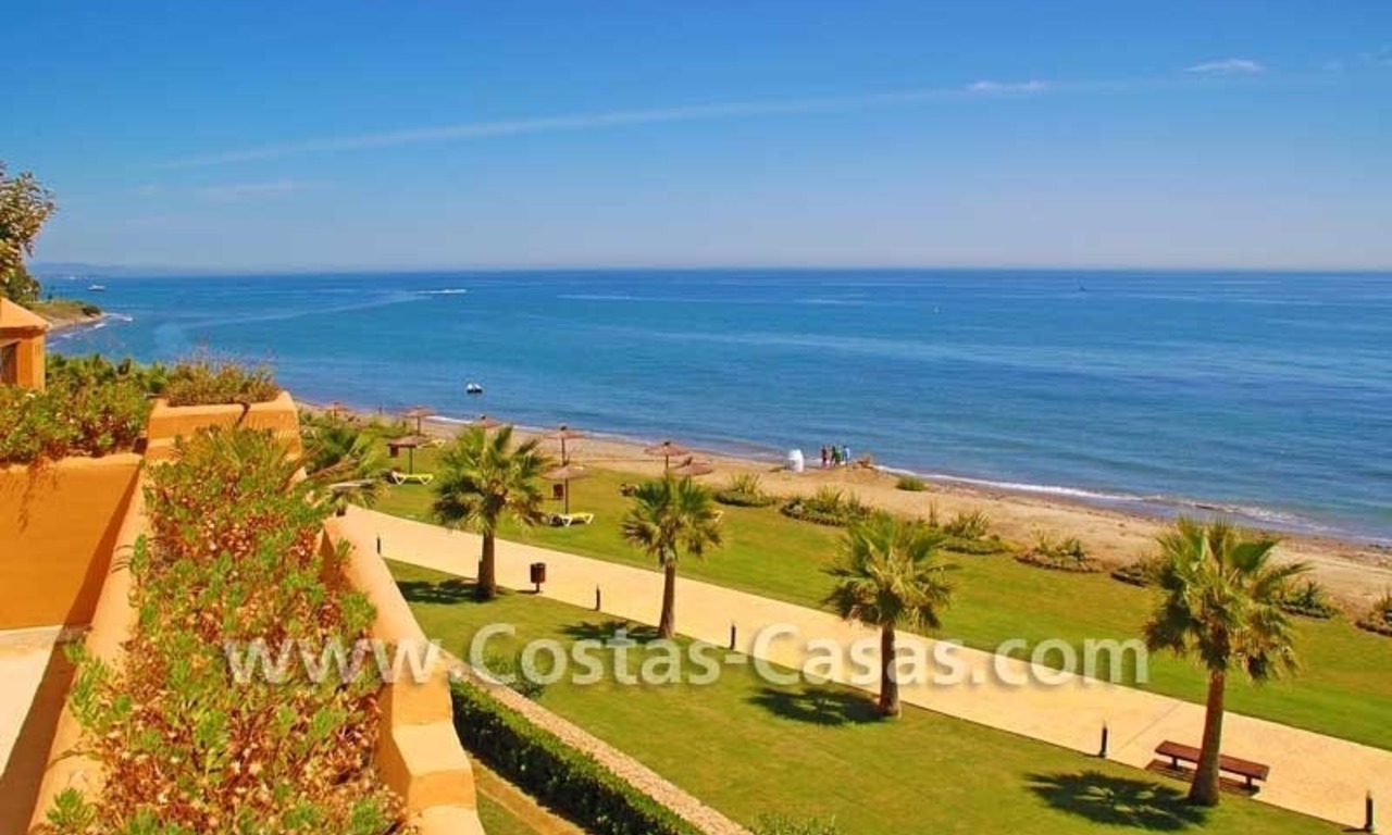 Luxury frontline beach apartment for sale, first line beach complex, New Golden Mile, Marbella -Estepona 1