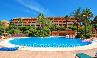 Beachside luxury penthouse apartment to buy in Marbella 24