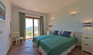 Bargain luxury villa for sale on golf resort, Marbella - Benahavis 10