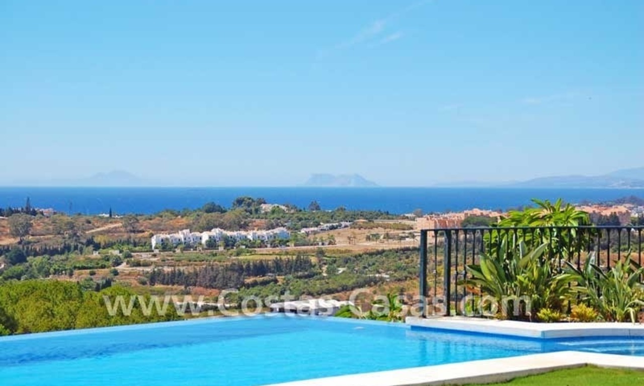 Luxury villa for sale, exclusive golf resort, New Golden Mile, Puerto Banus - Marbella, Benahavis - Estepona 2