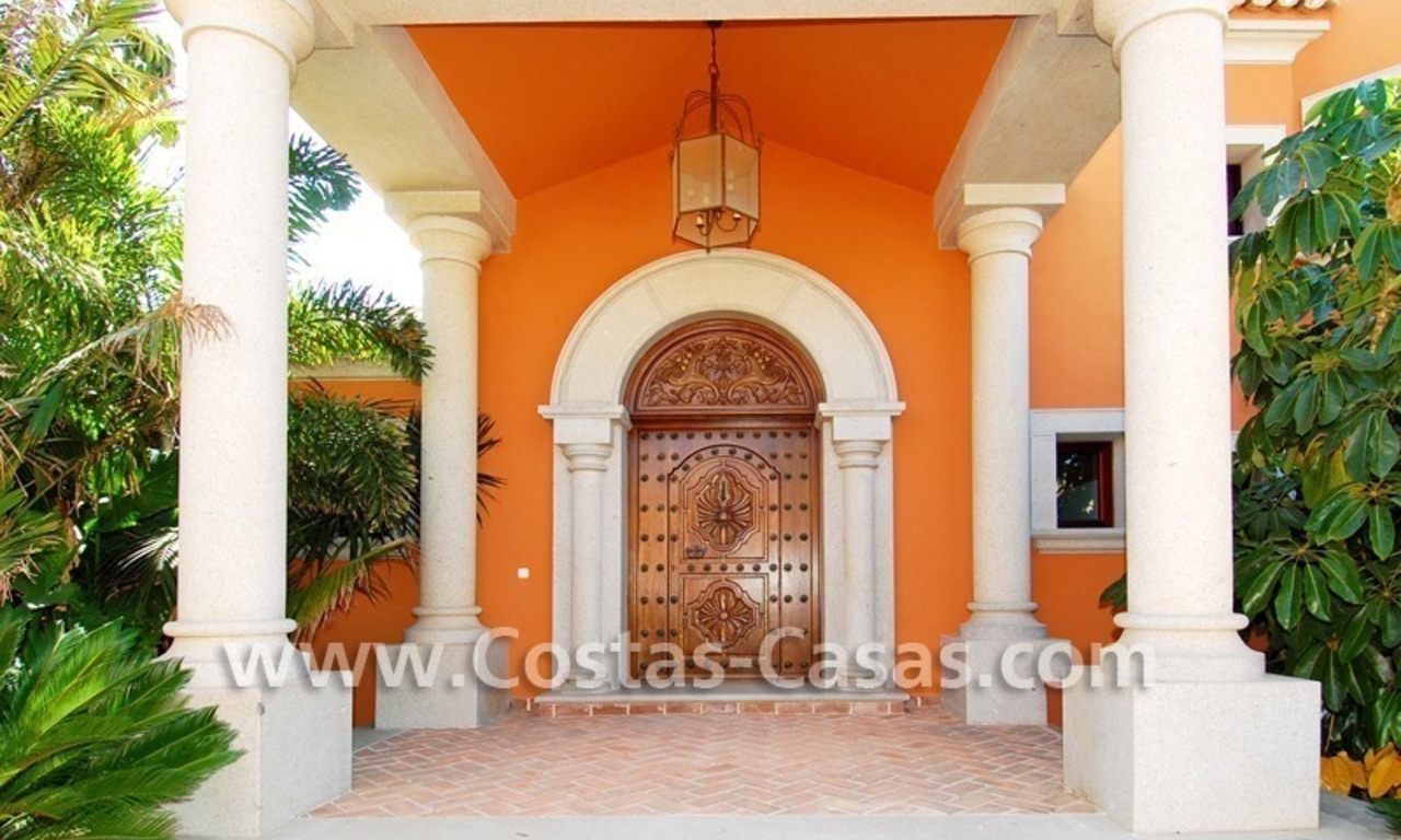 Classic andalusian style villa to buy, golf resort, New Golden Mile, Puerto Banus - Marbella, Benahavis - Estepona 6