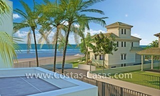 Beachfront new luxury villas for sale, first line beach Marbella - Costa del Sol 2